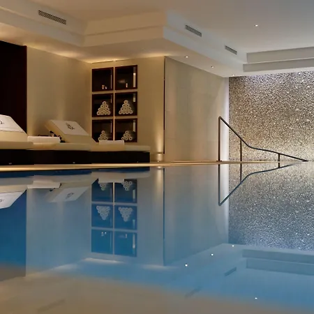 Aparthotel Majestic Champs Elysees Paris