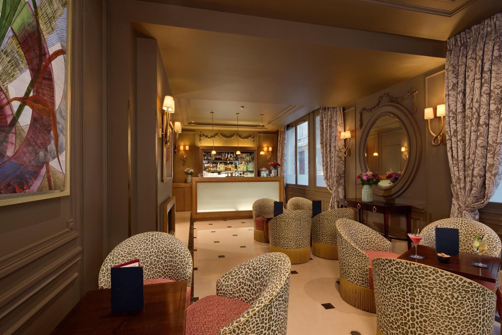 Majestic Champs Elysees 5*